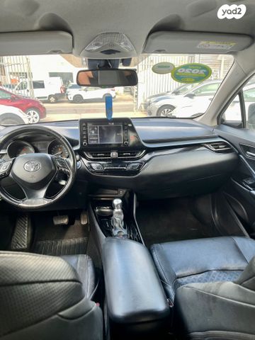 טויוטה C-HR