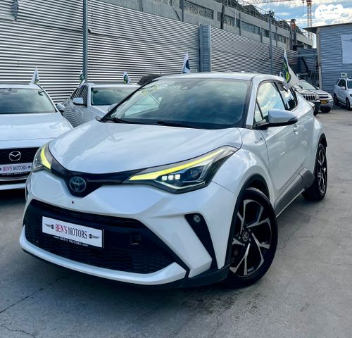מודעת רכב טויוטה C-HR