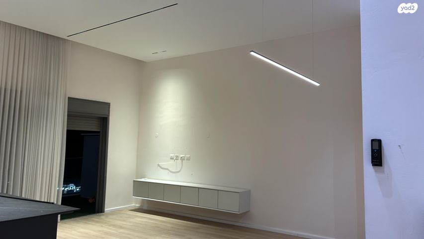 גג/ פנטהאוז, שלום דנינו 10, נתיבות מערב, נתיבות