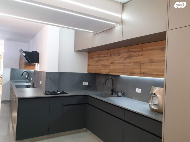 קצות החושן 24