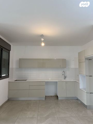 יצחק אבינו 1