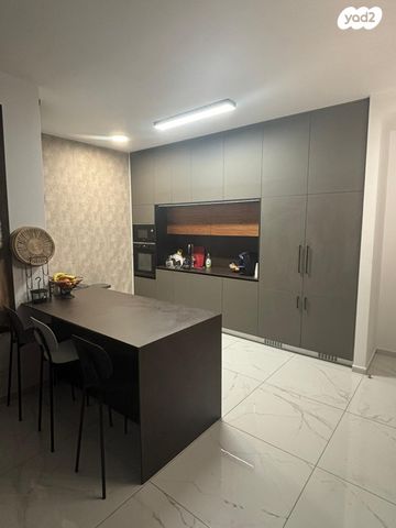 אריק איינשטיין 28