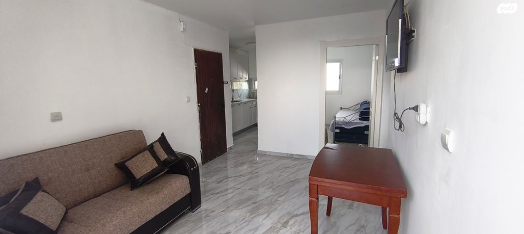 קיבוץ גלויות 418