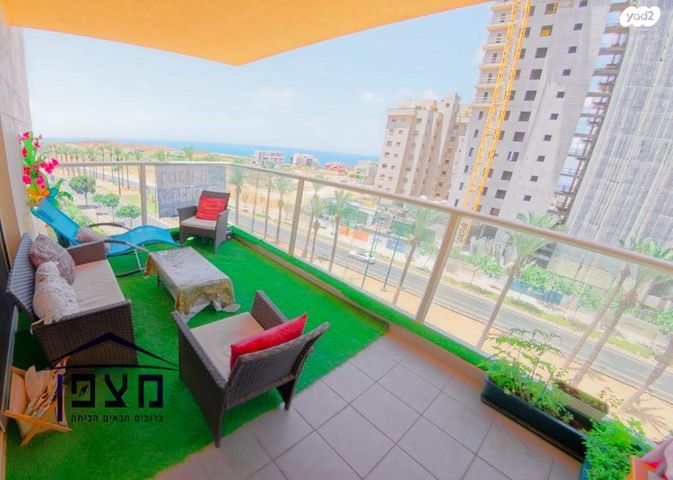 דירה, הבריגדה היהודית 56, גלי הים, נתניה