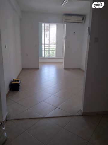 דירה, טרומפלדור 32, רמת ורבר, פתח תקווה