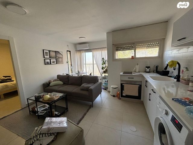 דירה, חיים נחמן ביאליק 43, שכונה ב', באר שבע