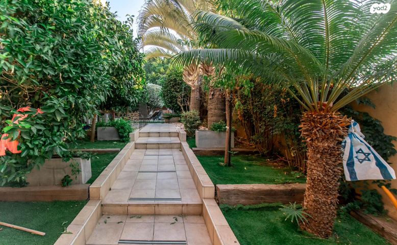 בית פרטי/ קוטג', האלון 16, שיכוני המזרח, ראשון לציון