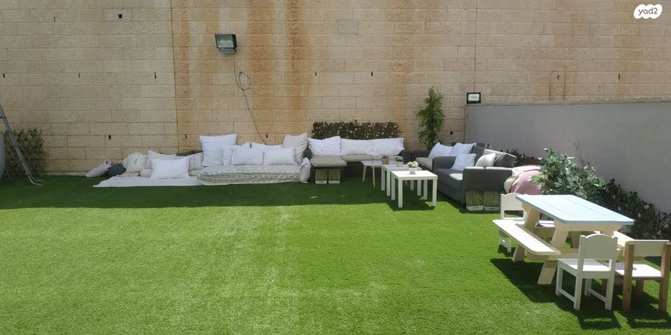 דירת גן, שוהם 25, אבני חן, חריש