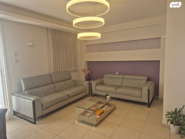 גג/ פנטהאוז, יקינטון 14, גבעת הרקפות, קרית ביאליק