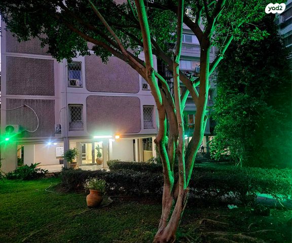 שדרות בן גוריון 12