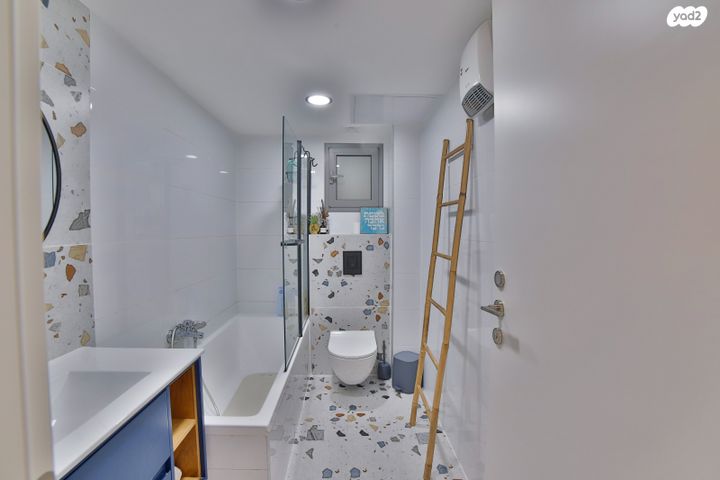 דירה, רחל המשוררת 8, נאות שמיר, יבנה