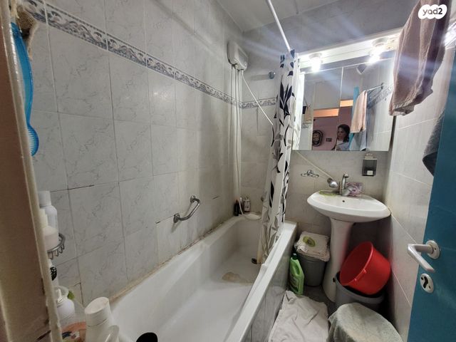 דירה, הגליל 20, המיסדים, כרמיאל