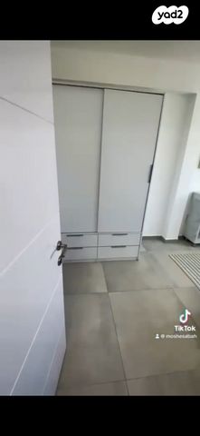 דירה, רחבת סנהדרין 275, גיורא יוספטל, דימונה