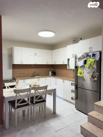 דירה, מבוא הדס 14, העמק, צור הדסה