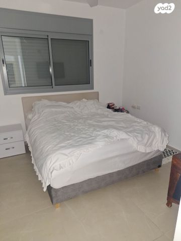 דירה, השופטים 28, אחוזת כנרת, טבריה