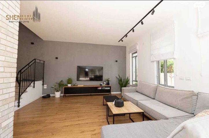 בית פרטי/ קוטג', הטופז 20, שכונה 8, תל מונד