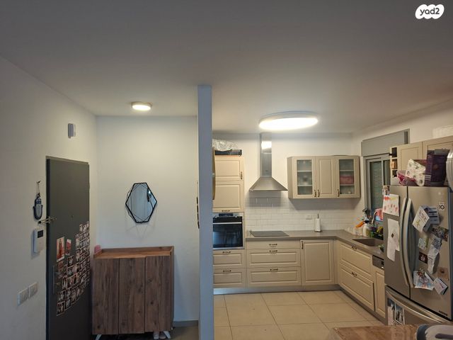 דירה, אהבת אדם 62, שרונה, כפר יונה