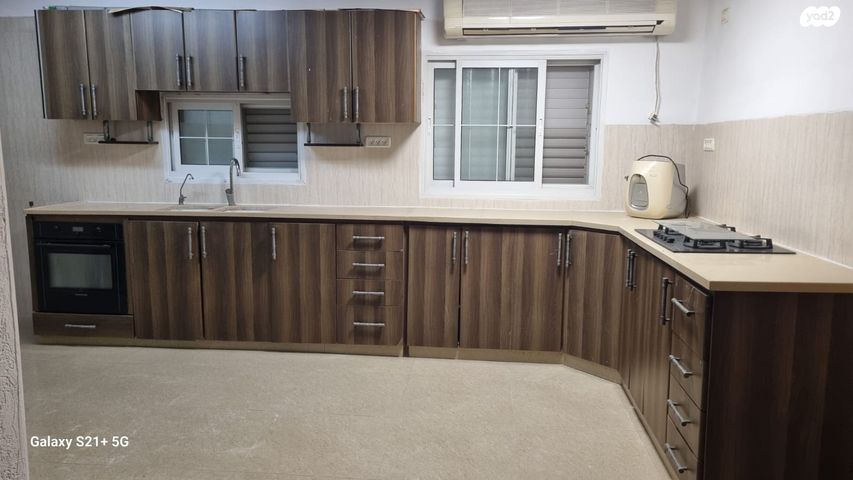 דירה, הרב פרץ ציוני 9, מרכז העיר, עפולה