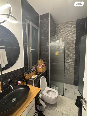 דירה, אריק איינשטיין 28, הרצליה ב', הרצליה