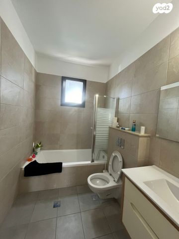 דירת גן, הדרים 18, נווה שרת, זכרון יעקב