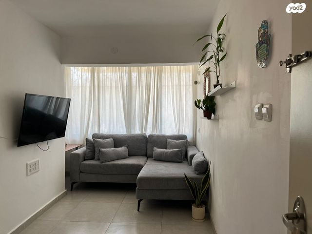 דירה, שמעון בר גיורא 5, שכונה ד', באר שבע