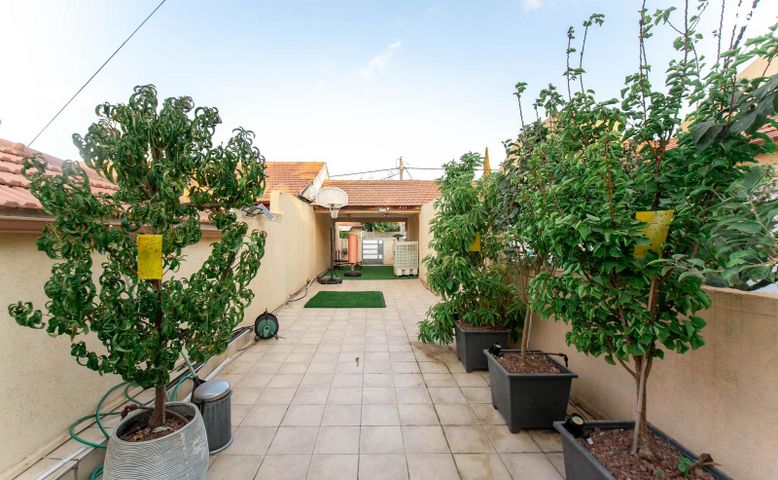 בית פרטי/ קוטג', האלון 16, שיכוני המזרח, ראשון לציון