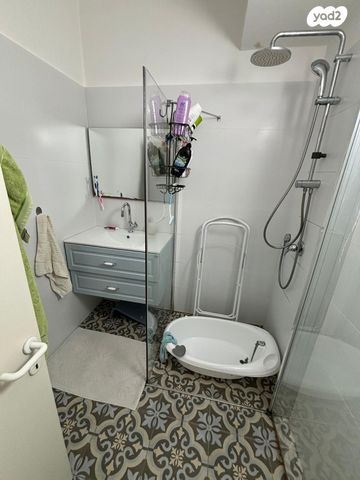 דירה, חצרות הדר 6, מעוז, כפר סבא