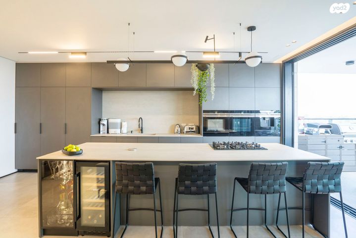 דירה, יונה וולך 4, גרין פארק החדשה, הוד השרון