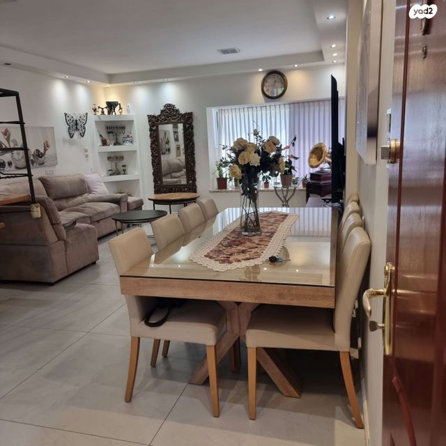 דירה, שדרות קק"ל 39, גני אילן, קרית אונו