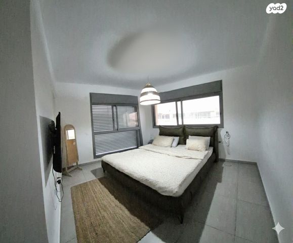 דירה, אריק איינשטיין 8, הרקפות, ראשון לציון