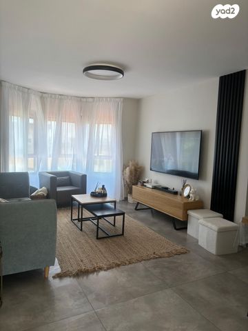 דירה, משגב 30, מגדים, כרמיאל