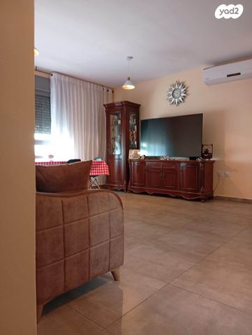 דירה, תאנה 44, החורש, חריש