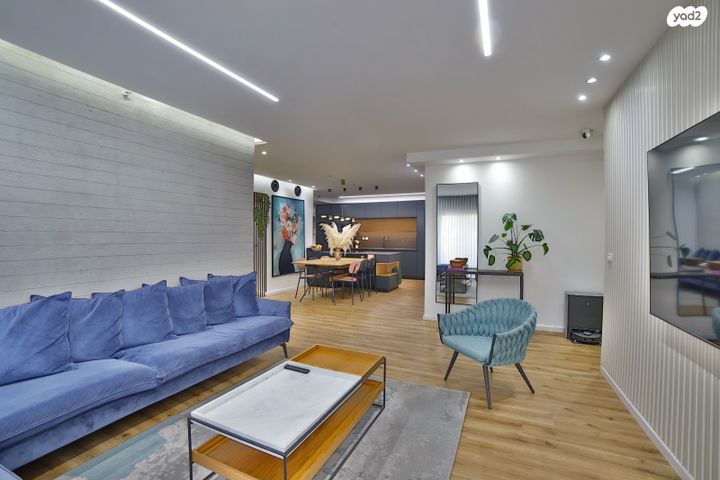 רחל המשוררת 8