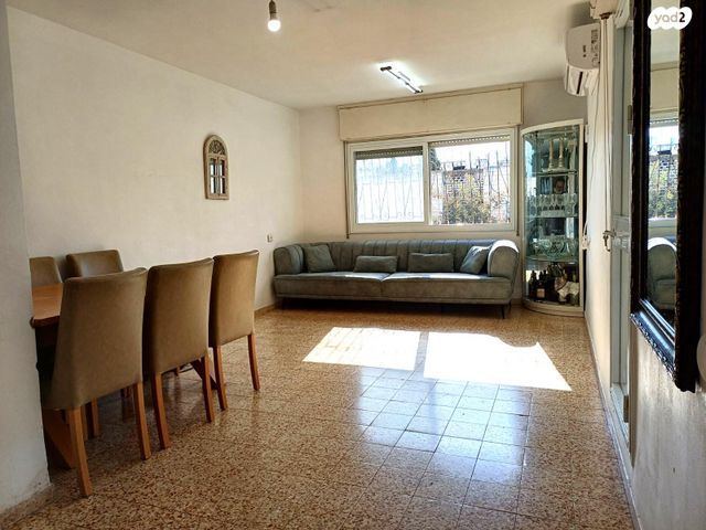 דירה, משטרת היישובים 3, פסגת זאב, ירושלים