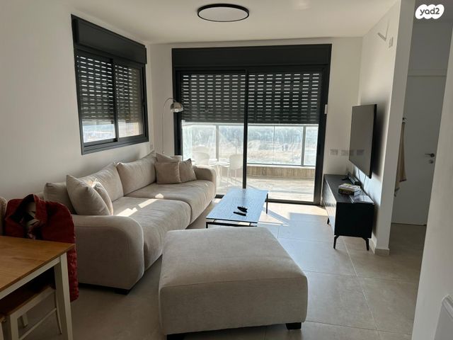 יצחק שמיר 13