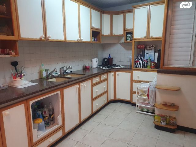 דירה, שרה אהרונסון 4, אזור הבילויים, רמת גן