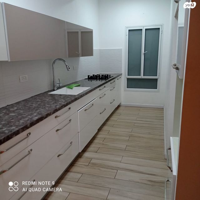 דירה, ירושלים 60, לב העיר, בת ים