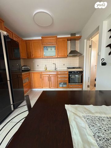 דירה, שדרות ששת הימים 30, נווה חן, תל אביב יפו