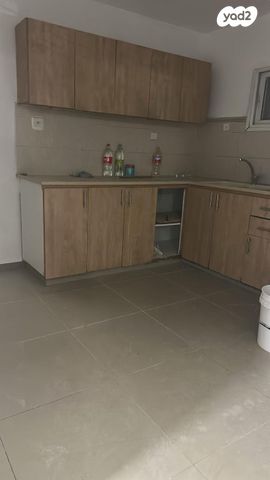 שדרות הרצל 7