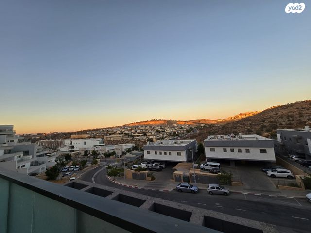 דירה, ניצנים 8, אלקנה, אלקנה