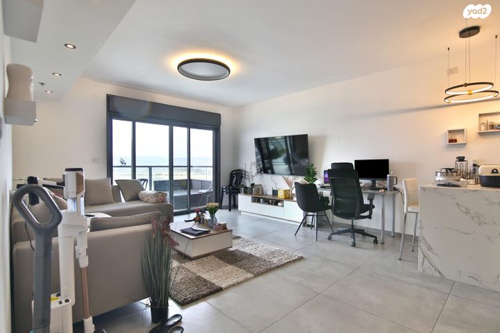 דירה, נעמי שמר 10, נאות אפק, אפקה, קרית ביאליק