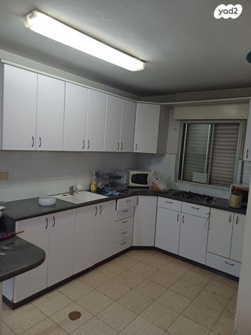 דירת גן, אמרי קלמן 1, פסגת זאב, ירושלים