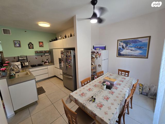 דירה, גרשון אבנר 10, ארמון הנציב, תלפיות מזרח, ירושלים