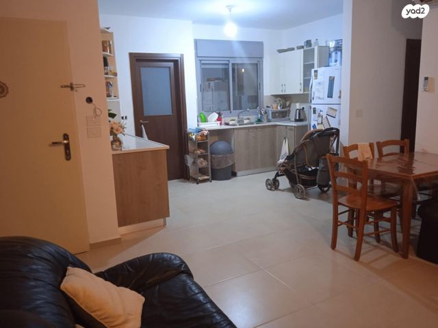 דירה, הקהילה 26, בצוותא, חריש