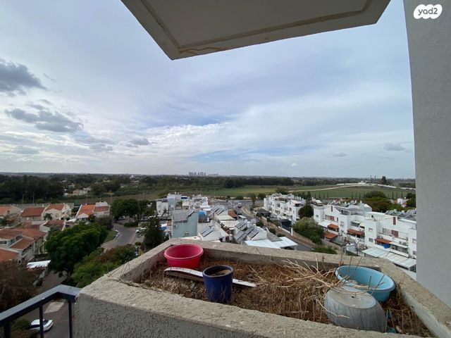 דירה, הרדוף 10, אבן גבירול, רחובות