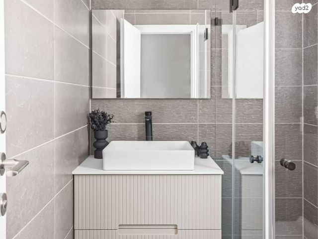 דירה, נחל פרת 1, אחוזת דניה, חדרה