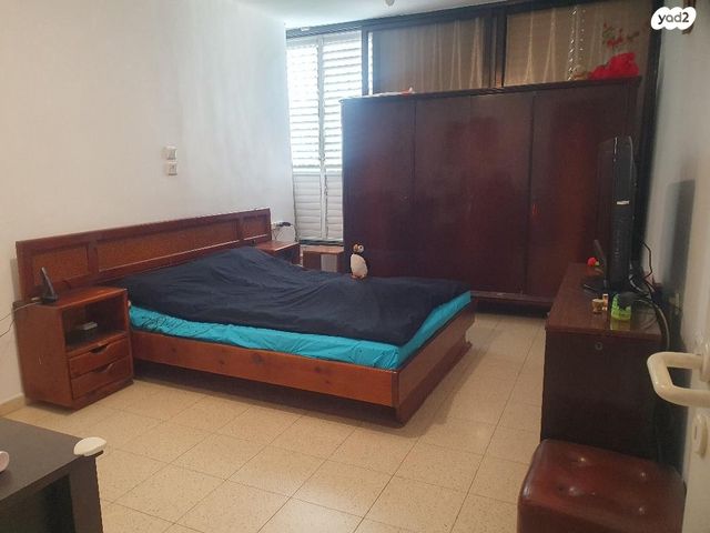 דירה, שרה אהרונסון 4, אזור הבילויים, רמת גן