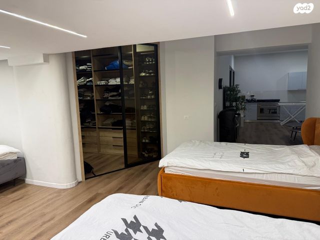 דירת גן, שלום עליכם 17, אגמים, נתניה