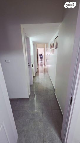 דירה, קצות החושן 24, קרית ספר, מודיעין עילית