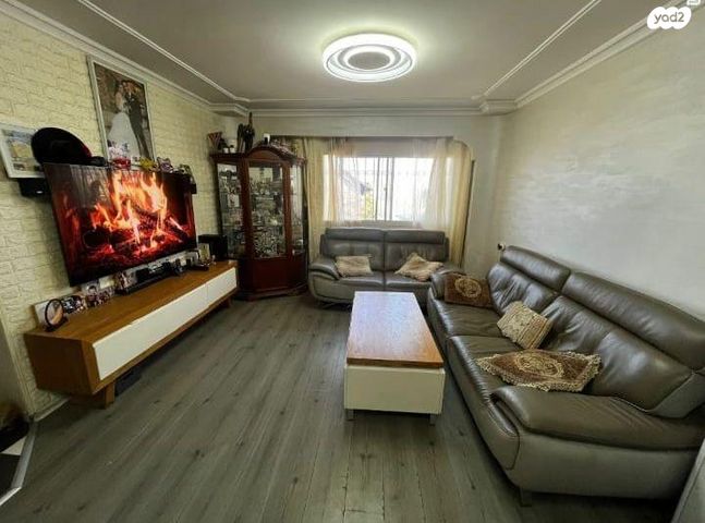 דירה, אבא אחימאיר 8, קרית מנחם בגין, רמלה